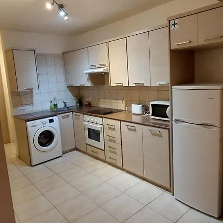 Appartement Poolisde With Gym And Tennis